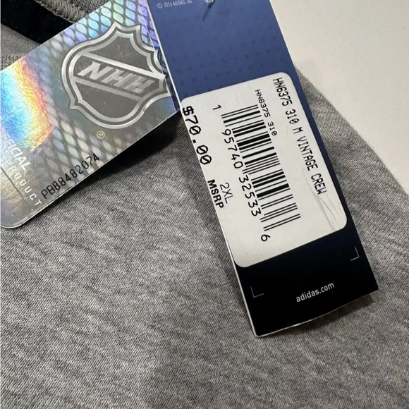 Vegas Golden Knights Adidas Men’s Vintage Crew Retails For $70 - Picture 5 of 12